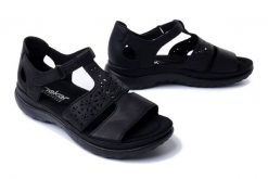 RIEKER 64865-01 black, sandały damskie. Czarne sandały damskie Rieker, w ażurowe wzory, bez obcasa, bez zapięcia. Za 279.92 zł.
