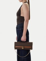 MICHAEL Michael Kors Torebka 30R6GHMC8B Brązowy. Brązowe torebki do ręki damskie MICHAEL Michael Kors, bez wzorów, ze skóry, bez dodatków. Za 859.99 zł.