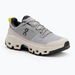 Buty damskie On Cloudrock Low Waterproof. Szare obuwie trekkingowe damskie On, z gumy, bez zapięcia. Za 877.90 zł.