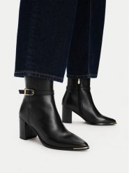 MEXX Botki EO-WI44-TUGA-01 Czarny. Czarne botki damskie Mexx, bez wzorów, ze skóry, bez obcasa, na słupku, bez zapięcia. Za 449.99 zł.