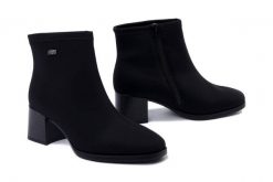 RIEKER REMONTE TEX D0V77-00 black, botki damskie. Czarne botki damskie Rieker Remonte, na zimę, bez wzorów, bez obcasa, na obcasie, bez zapięcia. Za 389.90 zł.