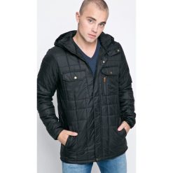 Quiksilver - Kurtka. Czarne kurtki męskie Quiksilver, m, bez wzorów, z materiału, z kapturem. W wyprzedaży za 199.90 zł.