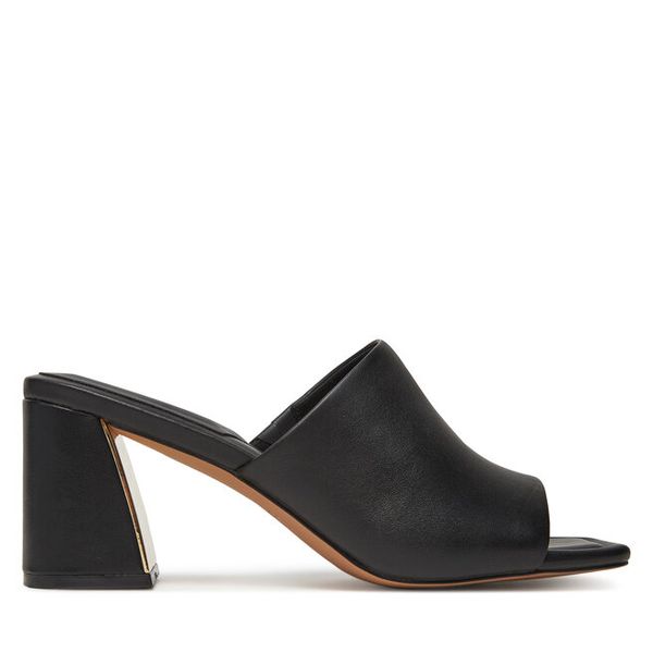 Klapki Aldo. Czarne klapki damskie Aldo, bez wzorów, bez obcasa, bez zapięcia. Za 289.99 zł.