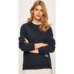Tommy Hilfiger - Bluza. Niebieskie bluzy damskie Tommy Hilfiger, s, bez wzorów, z bawełny, bez ramiączek, bez kaptura. W wyprzedaży za 219.90 zł.