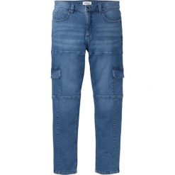 Dżinsy bojówki ze stretchem Slim Fit Straight bonprix niebieski "medium bleached". Niebieskie jeansy męskie bonprix, z jeansu. Za 109.99 zł.