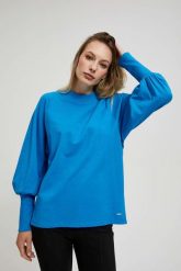 Bluza z bufiastymi rękawami lazurowa. Niebieskie bluzy damskie MOODO, m, bez wzorów, z bawełny, bez ramiączek, bez kaptura. W wyprzedaży za 44.99 zł.