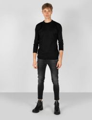 Takeshy Kurosawa Sweter | 83072 | Maglia F12 Taglio Over | Mężczyzna | Czarny. Czarne swetry męskie Takeshy Kurosawa, m, bez wzorów, z dzianiny, bez kołnierzyka, bez ramiączek. W wyprzedaży za 329.00 zł.