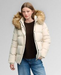 Superdry Kurtka Everest Classic Puffer luźny krój. Czerwone kurtki męskie Superdry, bez wzorów, z elastanu, z kapturem. Za 774.50 zł.