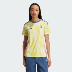 Koszulka Juventus 24/25 Away. Żółte bluzki damskie Adidas, xl, bez wzorów, z materiału, sportowe, bez kołnierzyka, bez ramiączek. W wyprzedaży za 314.30 zł.