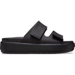 Klapki damskie sportowe na platformie CROCS BROOKLYN. Czarne klapki damskie Crocs, bez wzorów, sportowe, bez obcasa, na platformie, bez zapięcia. Za 239.00 zł.