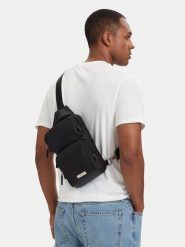 Calvin Klein Saszetka Clean Square LV04D3377G Czarny. Czarne saszetki i nerki męskie Calvin Klein, bez wzorów, z materiału. Za 369.99 zł.