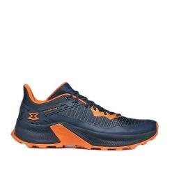 Buty trekkingowe Garmont 9.81 Etere. Czarne trekkingi męskie Garmont, z nylonu, bez zapięcia. Za 701.50 zł.