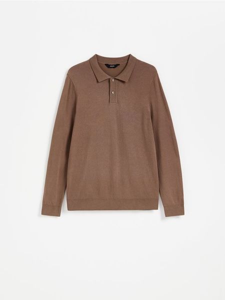 Sweter polo z wiskozą - brązowy. Brązowe swetry męskie Reserved, l, bez wzorów, z dzianiny, bez kołnierzyka, bez ramiączek. Za 119.99 zł.