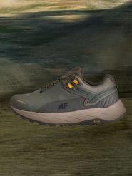 4F Niskie buty trailowe z membraną męskie - khaki 41. Brązowe buty sportowe męskie 4F, bez wzorów, bez zapięcia. W wyprzedaży za 279.99 zł.