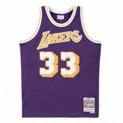 Koszulka Nba Los Angeles Lakers Kareem Abdul-Jabbar. Fioletowe bluzki damskie Mitchell & Ness, bez wzorów, sportowe, bez kołnierzyka, bez ramiączek. W wyprzedaży za 430.00 zł.