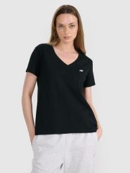 4F T-shirt oversize gładki damski - czarny L. Czarne t-shirty damskie 4F, l, bez wzorów, z bawełny, klasyczne, bez kołnierzyka, bez ramiączek. W wyprzedaży za 39.99 zł.
