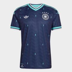 Koszulka piłkarska replika Niemcy 26 wyjazdowa. Niebieskie bluzki damskie Adidas, l, bez wzorów, sportowe, bez kołnierzyka, bez ramiączek. Za 439.99 zł.