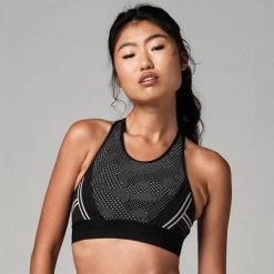 Stanik sportowy damski STRONG ID Make The Cut odblaskowy. Czarne bielizna sportowa damska STRONG ID, l, bez wzorów, z materiału. Za 119.99 zł.