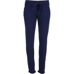 Spodnie dresowe DEHA. Niebieskie spodnie dresowe damskie Deha, z aplikacjami, z dresówki, eleganckie. W wyprzedaży za 129.00 zł.