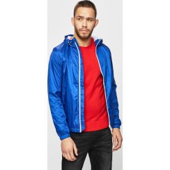 Tom Tailor Denim - Kurtka. Niebieskie kurtki męskie TOM TAILOR DENIM, l, bez wzorów, z denimu, z kapturem. W wyprzedaży za 189.90 zł.