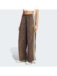 Adidas Spodnie dresowe Satin KA2666 Brązowy Wide Leg. Brązowe spodnie dresowe damskie Adidas, bez wzorów, z dresówki. Za 298.99 zł.