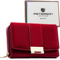 Bordowy portfel damski wykonany ze skóry ekologicznej, zamykany zatrzaskiem - Peterson. Czerwone portfele damskie Peterson, ze skóry ekologicznej. Za 84.99 zł.