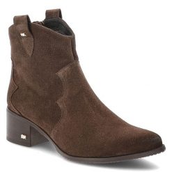 Brązowe Kowbojki Karino Stylowe Obuwie Damskie w Stylu Boho. Brązowe kozaki damskie Karino, na jesień, bez wzorów, z weluru, bez obcasa, na obcasie, bez zapięcia. Za 475.99 zł.