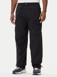 Alpha Industries Spodnie materiałowe 258200 Czarny Loose Fit. Czarne spodnie materiałowe męskie Alpha Industries, bez wzorów, z bawełny. Za 309.99 zł.