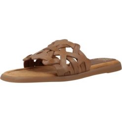 Sandały UNISA CLERY RAN Brązowy. Brązowe sandały damskie Unisa, bez wzorów, ze skóry, bez obcasa, bez zapięcia. Za 387.99 zł.