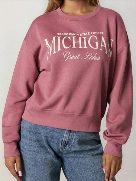 Bluza crewneck - różowy. Czerwone bluzy damskie Sinsay, l, bez wzorów, bez ramiączek, bez kaptura. Za 35.99 zł.