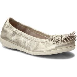 Baleriny CAPRICE - 9-22116-20 Offwht Glitter 112. Żółte balerinki damskie Caprice, bez wzorów, z materiału, bez obcasa, bez zapięcia. W wyprzedaży za 139.00 zł.