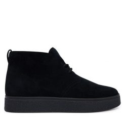Trzewiki Clarks. Czarne botki męskie Clarks, bez wzorów, bez obcasa, bez zapięcia. Za 519.99 zł.