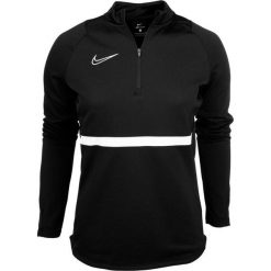 Bluza sportowa damska Nike Dri-FIT Academy. Czerwone bluzy damskie Nike, bez wzorów, sportowe, bez ramiączek, bez kaptura. Za 161.69 zł.