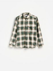 Koszula w kratę regular fit - ciemnozielony. Zielone koszule męskie Reserved, l, bez wzorów, z bawełny, bez kołnierzyka, bez ramiączek. Za 129.99 zł.