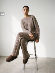 Sweter z ozdobym splotem - brązowy. Brązowe swetry nierozpinane damskie Sinsay, l, z aplikacjami, ze splotem, bez kołnierzyka, bez ramiączek. Za 59.99 zł.