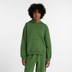 Bluza damska New Balance WT41537DAE – zielona. Zielone bluzy damskie New Balance, m, bez wzorów, z bawełny, klasyczne, bez ramiączek, bez kaptura. Za 269.99 zł.