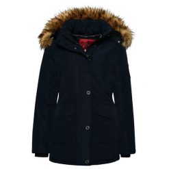 Damska parka z kapturem i syntetycznym futrem Superdry Everest. Niebieskie parki damskie Superdry, na zimę, xs, z aplikacjami, z polaru, z kapturem. Za 708.00 zł.