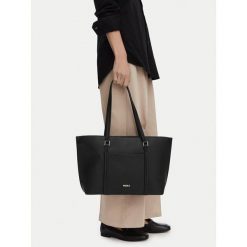 Torebka MEXX. Czarne shopperki damskie Mexx, bez wzorów, bez dodatków. Za 249.99 zł.
