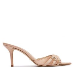 Klapki Elisabetta Franchi. Brązowe klapki damskie Elisabetta Franchi, bez wzorów, bez obcasa, bez zapięcia. Za 2,129.00 zł.