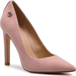 Szpilki LIU JO - Astrid 01 S19127 P0021 Pink 00006. Czerwone szpilki damskie Liu Jo, bez wzorów, ze skóry, bez obcasa, na obcasie, bez zapięcia. W wyprzedaży za 339.00 zł.