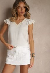 Biała Bluzka z Bawełny Ozdobiona Haftem Savoreia. Białe bluzki damskie Renee, l, bez wzorów, z bawełny, eleganckie, bez kołnierzyka, bez ramiączek. Za 64.99 zł.