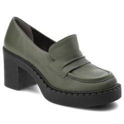 Zielone Półbuty Armodo Modne Obuwie Damskie. Zielone półbuty damskie Armodo, bez wzorów, z jeansu, eleganckie, bez obcasa, bez zapięcia. Za 329.00 zł.