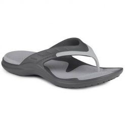 Klapki męskie Crocs Modi Sport. Szare klapki męskie Crocs, bez wzorów, z materiału, bez zapięcia. Za 139.99 zł.