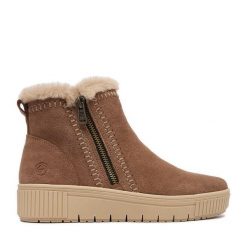 Botki Remonte. Brązowe botki damskie Remonte, bez wzorów, bez obcasa, na płaskiej podeszwie, bez zapięcia. Za 369.99 zł.