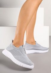 Szare Elastyczne Buty Sportowe Ozdobione Tłoczeniem Cleandra. Szare obuwie sportowe damskie Renee, bez wzorów, z jeansu, bez zapięcia. Za 44.99 zł.