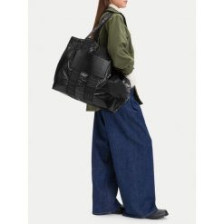 Torebka Hunter. Czarne shopperki damskie Hunter, bez wzorów, bez dodatków. Za 219.99 zł.