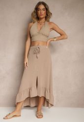 Ciemnobeżowa Spódnica z Przedłużonym Tyłem Zdobiona Falbanami i Guzikami Maleira. Brązowe spódnice damskie Renee, na co dzień, l, z aplikacjami, boho, midi, asymetryczne. Za 49.99 zł.