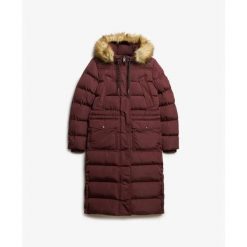 Długi płaszcz z sztucznego futra dla kobiet Superdry Everest. Fioletowe płaszcze damskie Superdry, na zimę, xl, bez wzorów, z futra, eleganckie, bez kołnierzyka, bez kaptura. Za 978.25 zł.