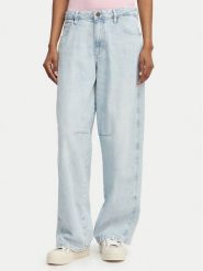 Guess Jeans Jeansy W6GA2X D0029 Niebieski Relaxed Fit. Niebieskie jeansy damskie Guess Jeans, z aplikacjami, z bawełny. Za 439.00 zł.
