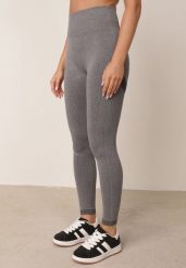 Szare Legginsy z Wysokim Stanem z Modelującymi Wstawkami Onorata. Szare legginsy damskie Born2be, bez wzorów, z jeansu. Za 59.99 zł.